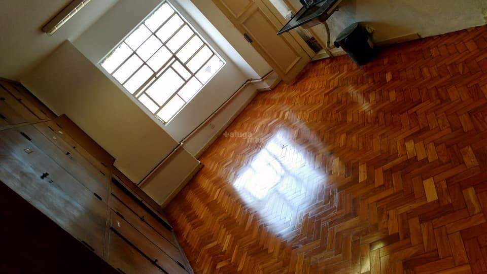 Sala para aluguel no Centro: 