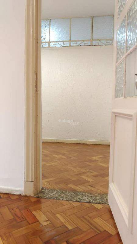 Sala para aluguel no Centro: 
