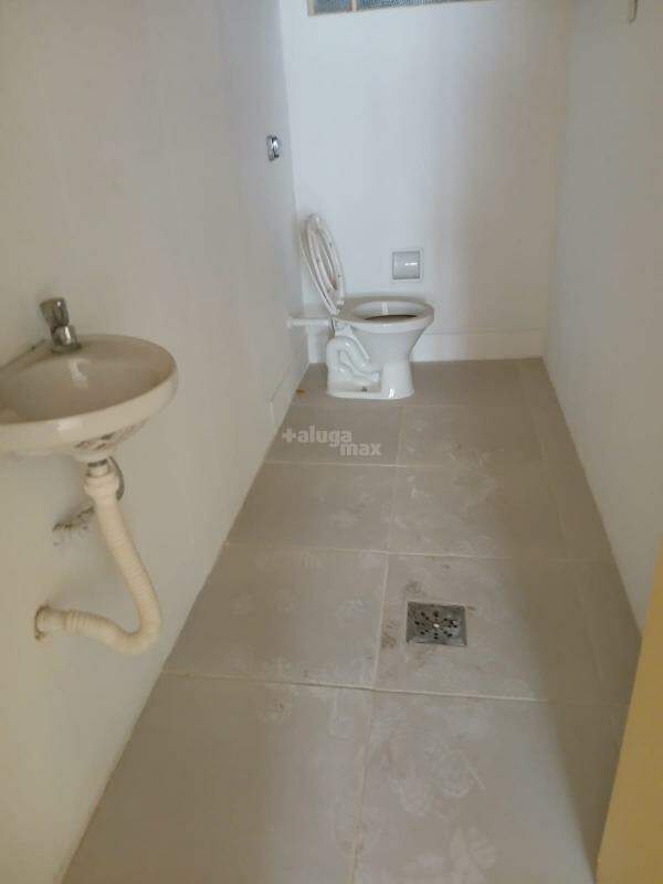 Sala para aluguel no Centro: 
