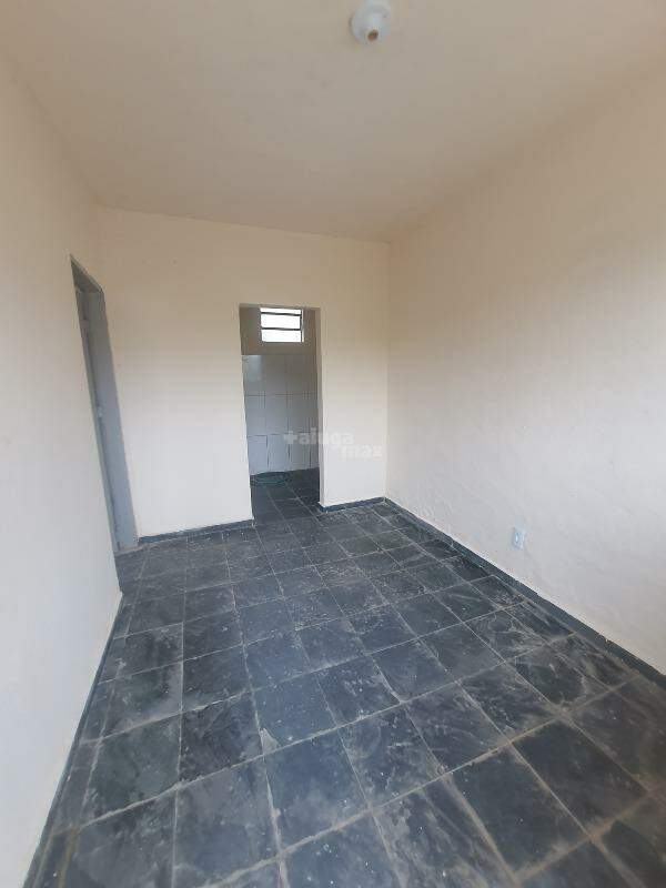 Casa para aluguel no Goiânia: 