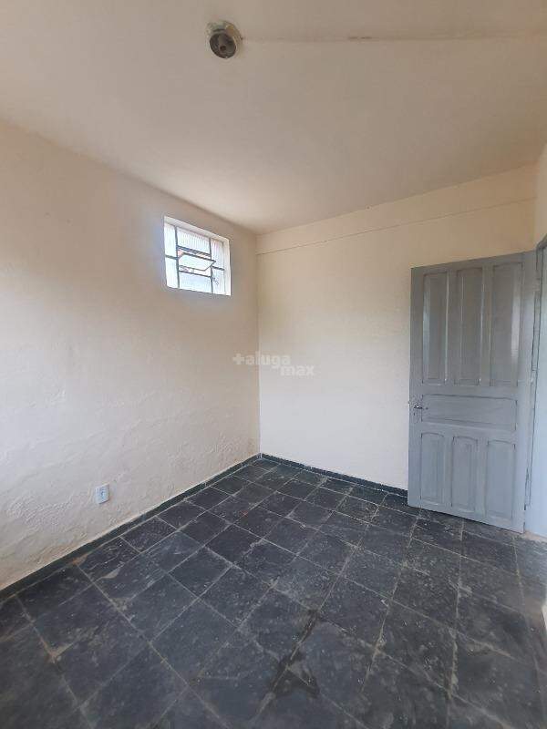 Casa para aluguel no Goiânia: 