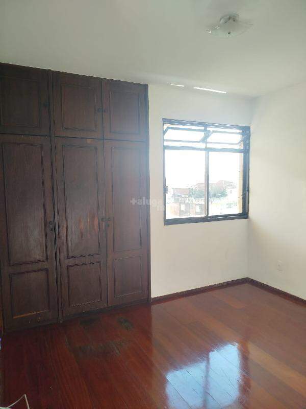 Apartamento à venda no Prado: 