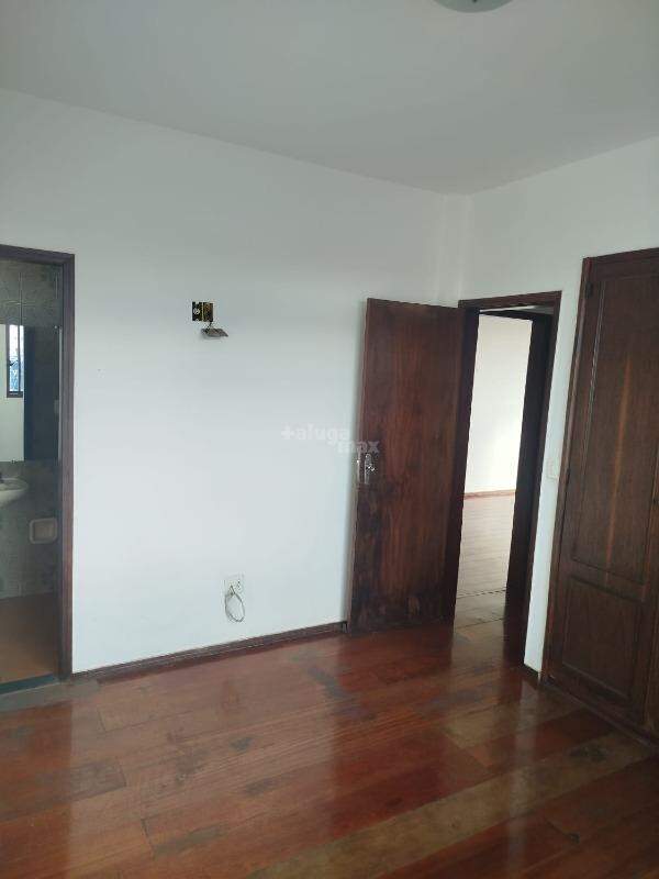 Apartamento à venda no Prado: 