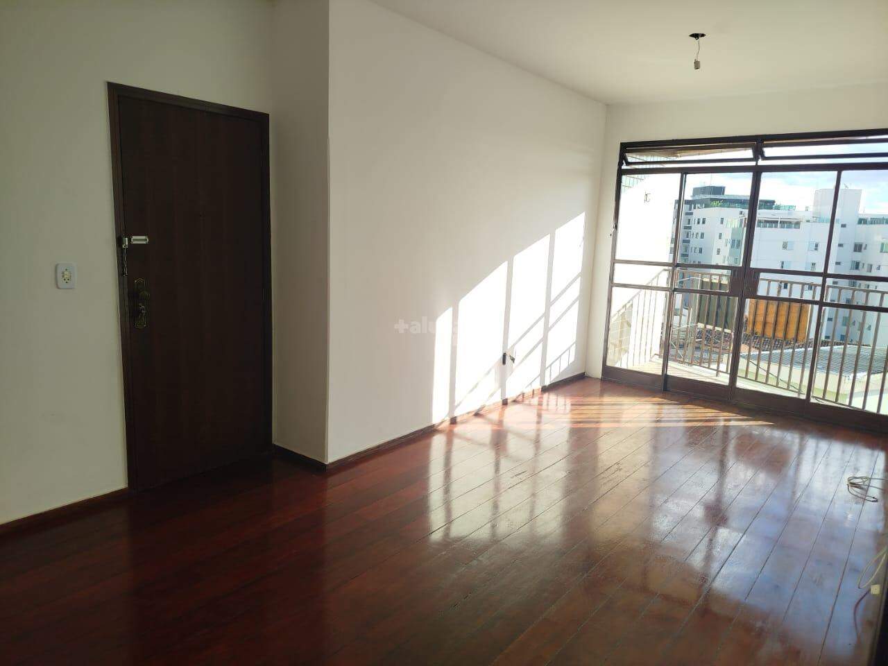 Apartamento à venda no Prado: 