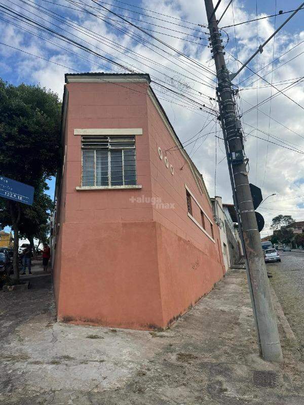 Casa à venda no Floresta: 