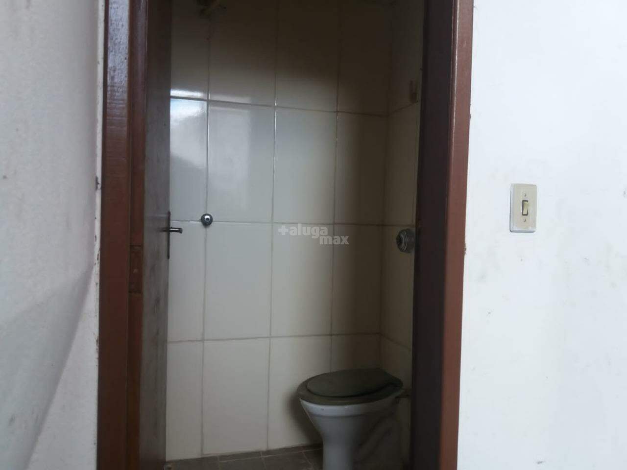 Casa à venda no Carlos Prates: 