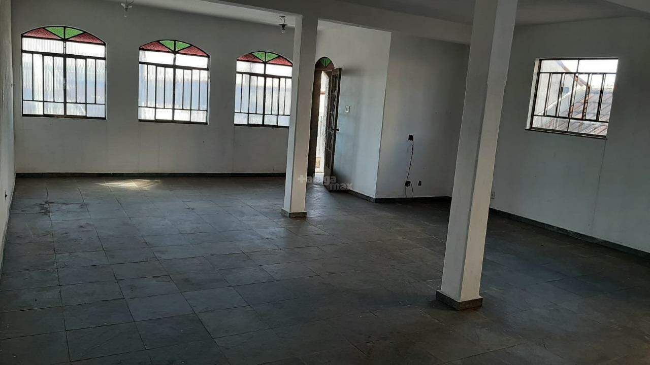Casa à venda no Carlos Prates: 