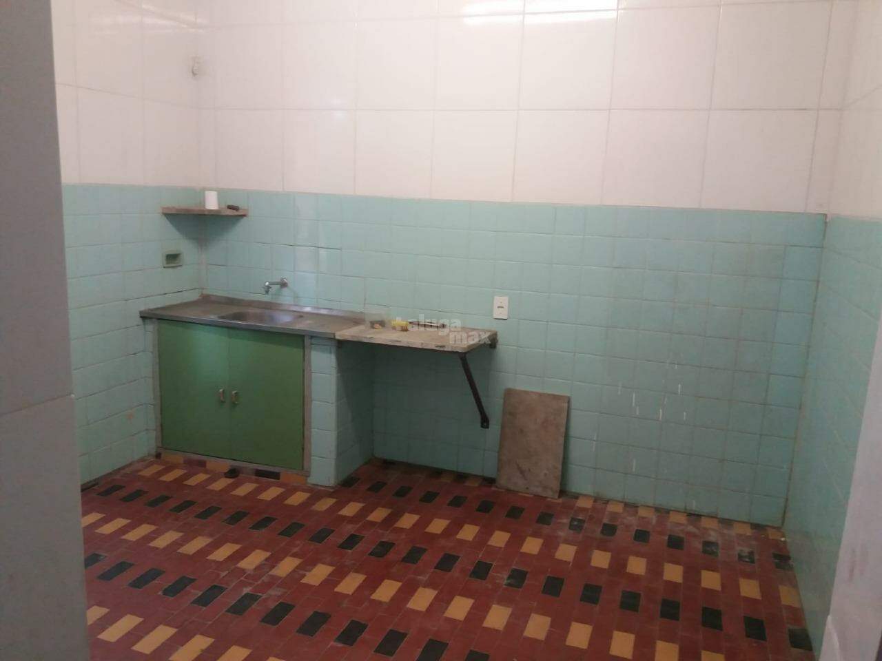 Casa à venda no Carlos Prates: 