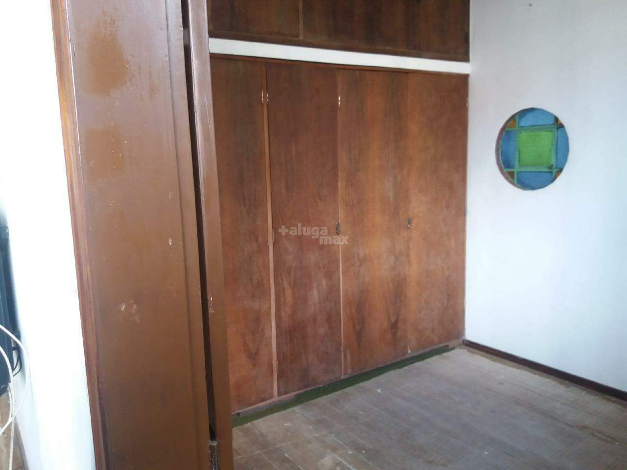 Casa à venda no Carlos Prates: 