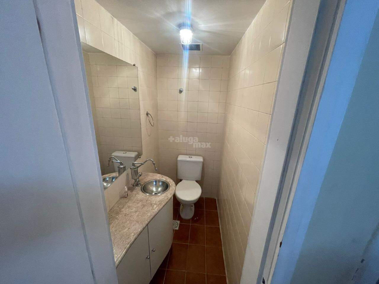 Sala para aluguel no Barro Preto: 