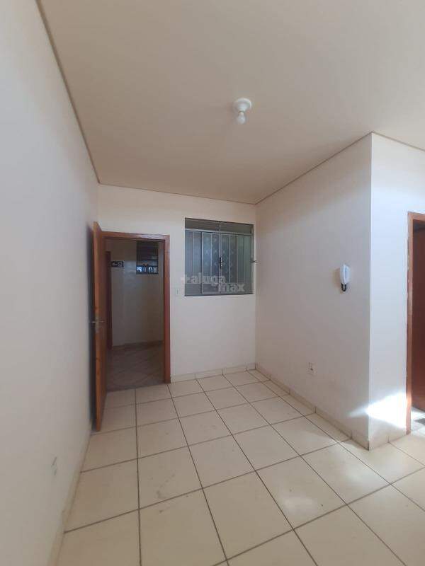 Apartamento para aluguel no Alto Vera Cruz: Sala 