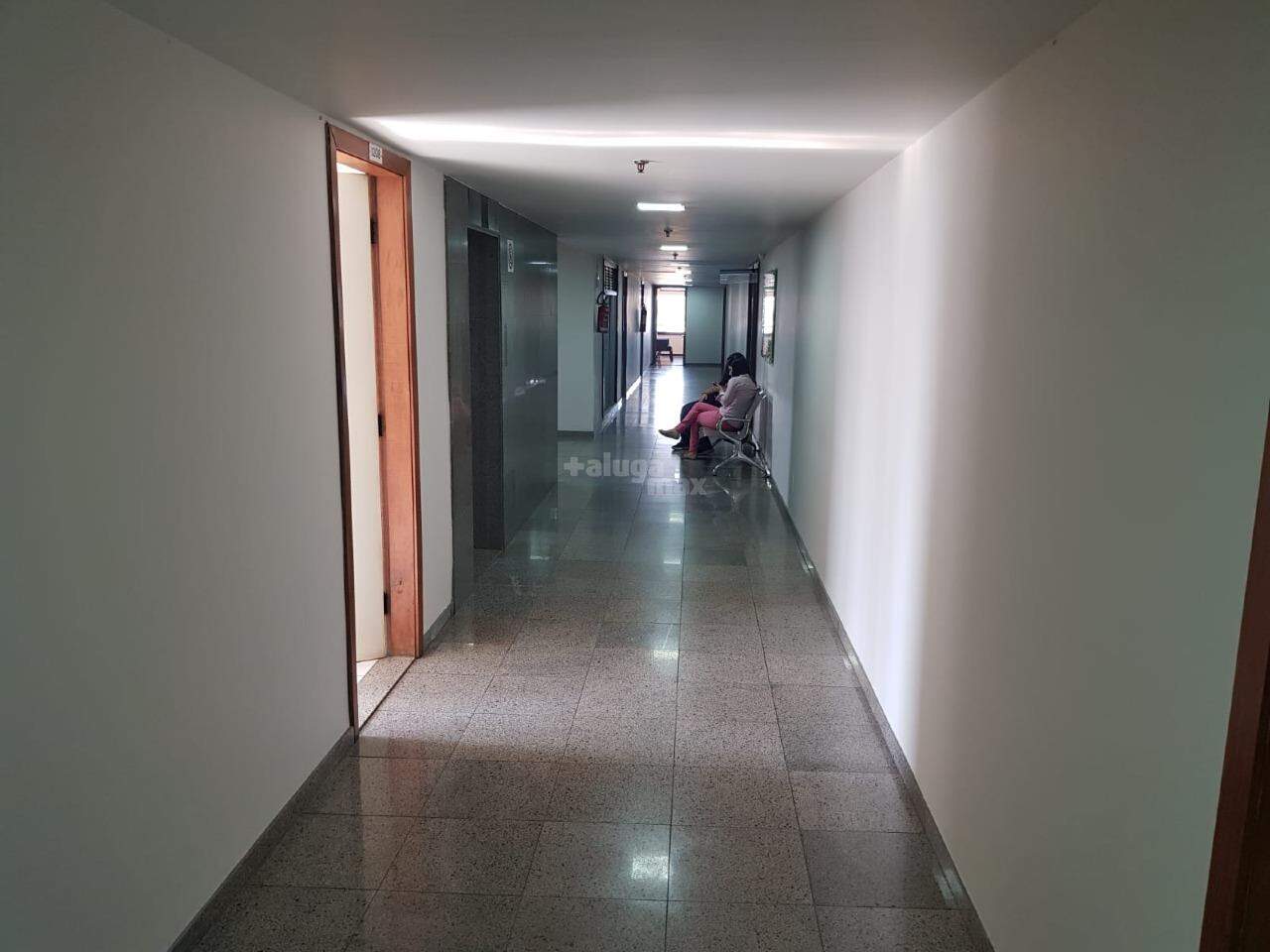 Sala à venda no Santa Efigênia: 