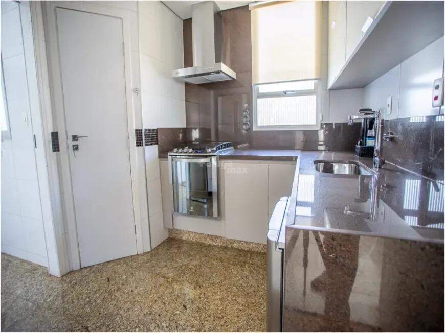 Apartamento à venda no Lourdes: 