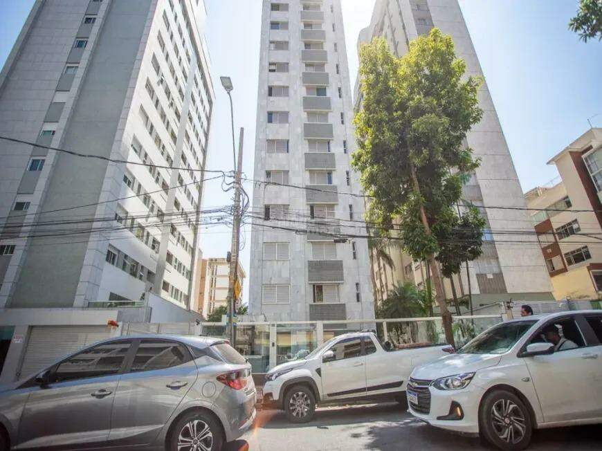 Apartamento à venda no Lourdes: 