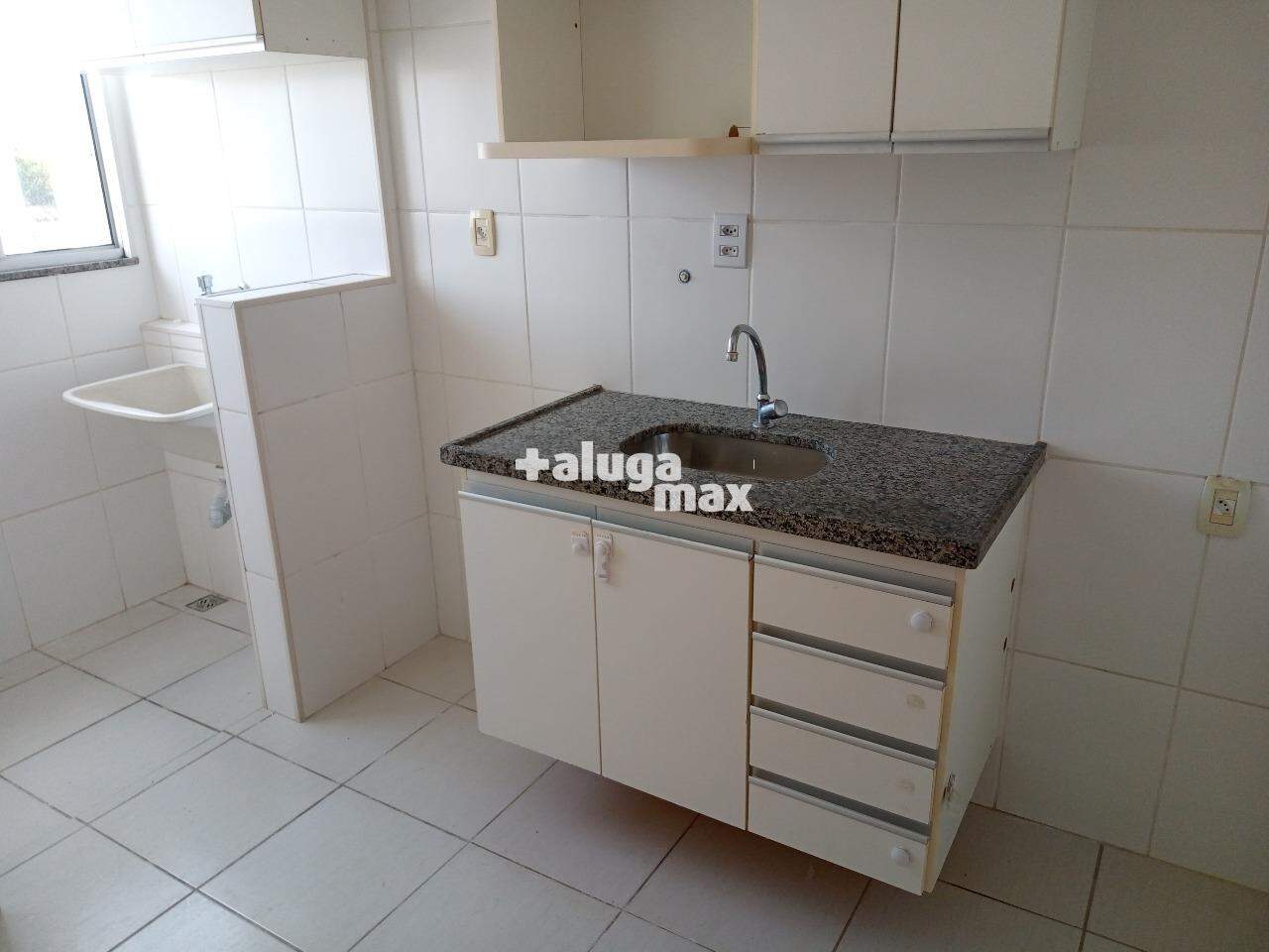 Apartamento para aluguel no Castelo: COZINHA C/ ÁREA DE SERVIÇOS