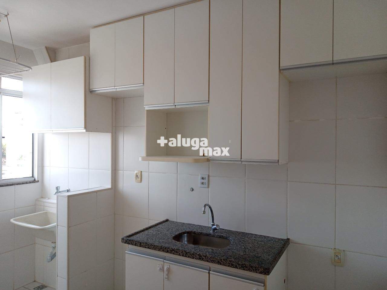 Apartamento para aluguel no Castelo: COZINHA C/ ÁREA DE SERVIÇOS