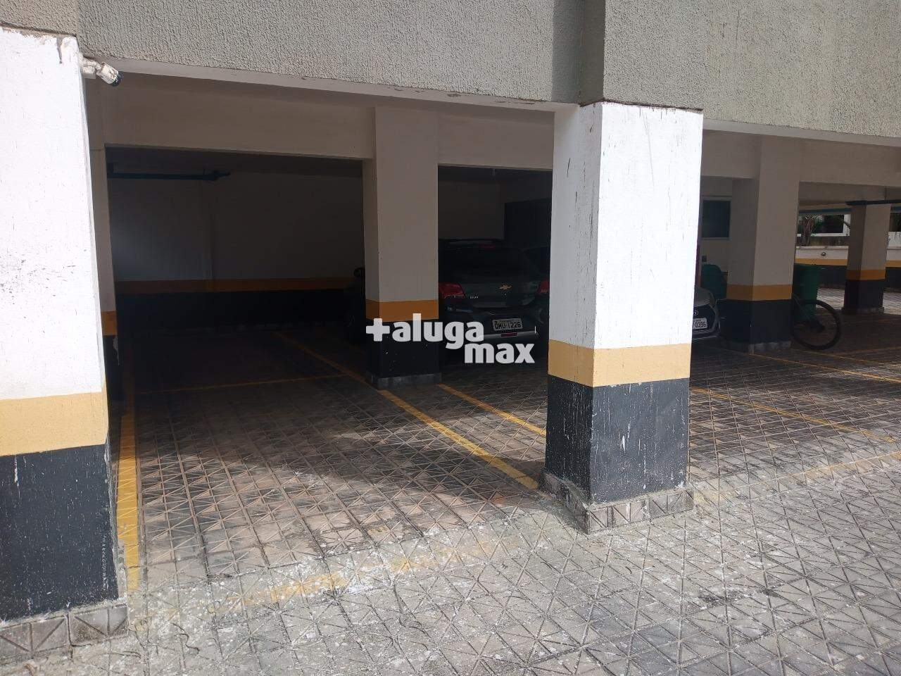 Apartamento para aluguel no Castelo: GARAGEM