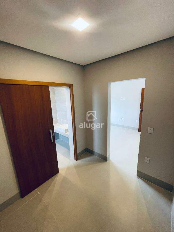Casa à venda, 4 quartos em Montes Claros no bairro Loteamento Reserva Real no valor de R$ 850.000,00 - Alugar Imóveis: 