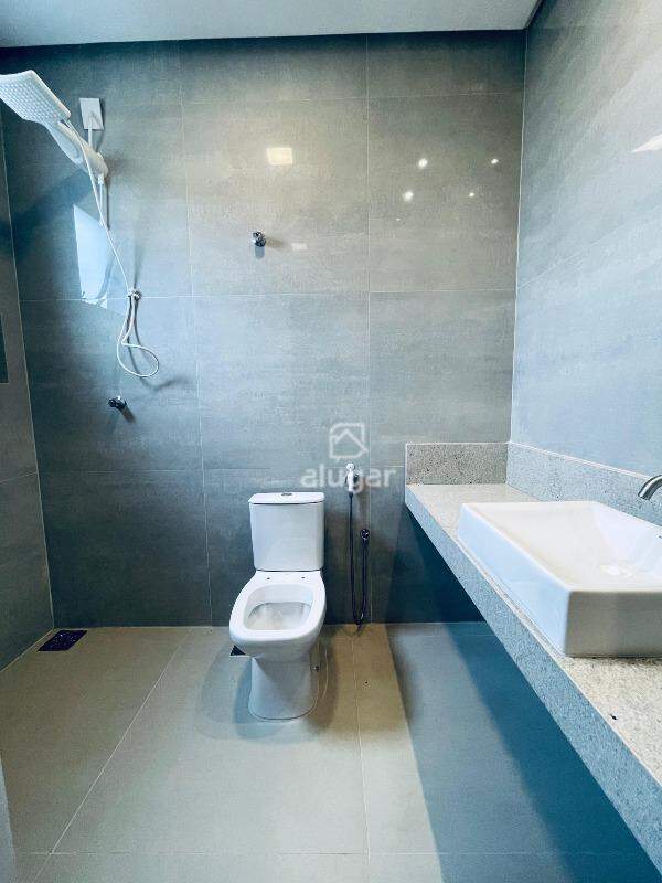 Casa à venda, 4 quartos em Montes Claros no bairro Loteamento Reserva Real no valor de R$ 850.000,00 - Alugar Imóveis: 
