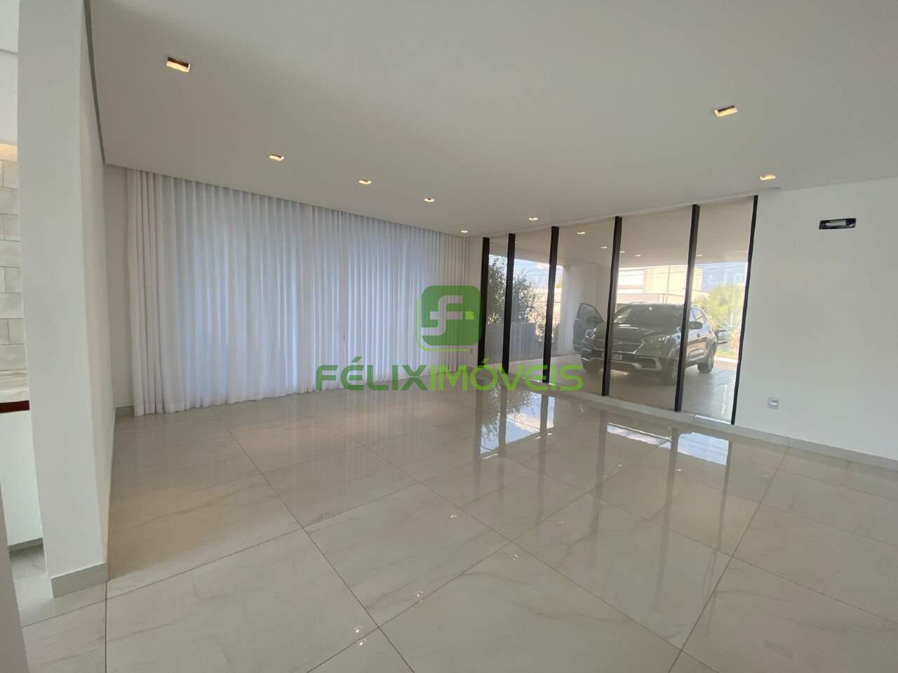 Casa para aluguel no Gran Royalle: 