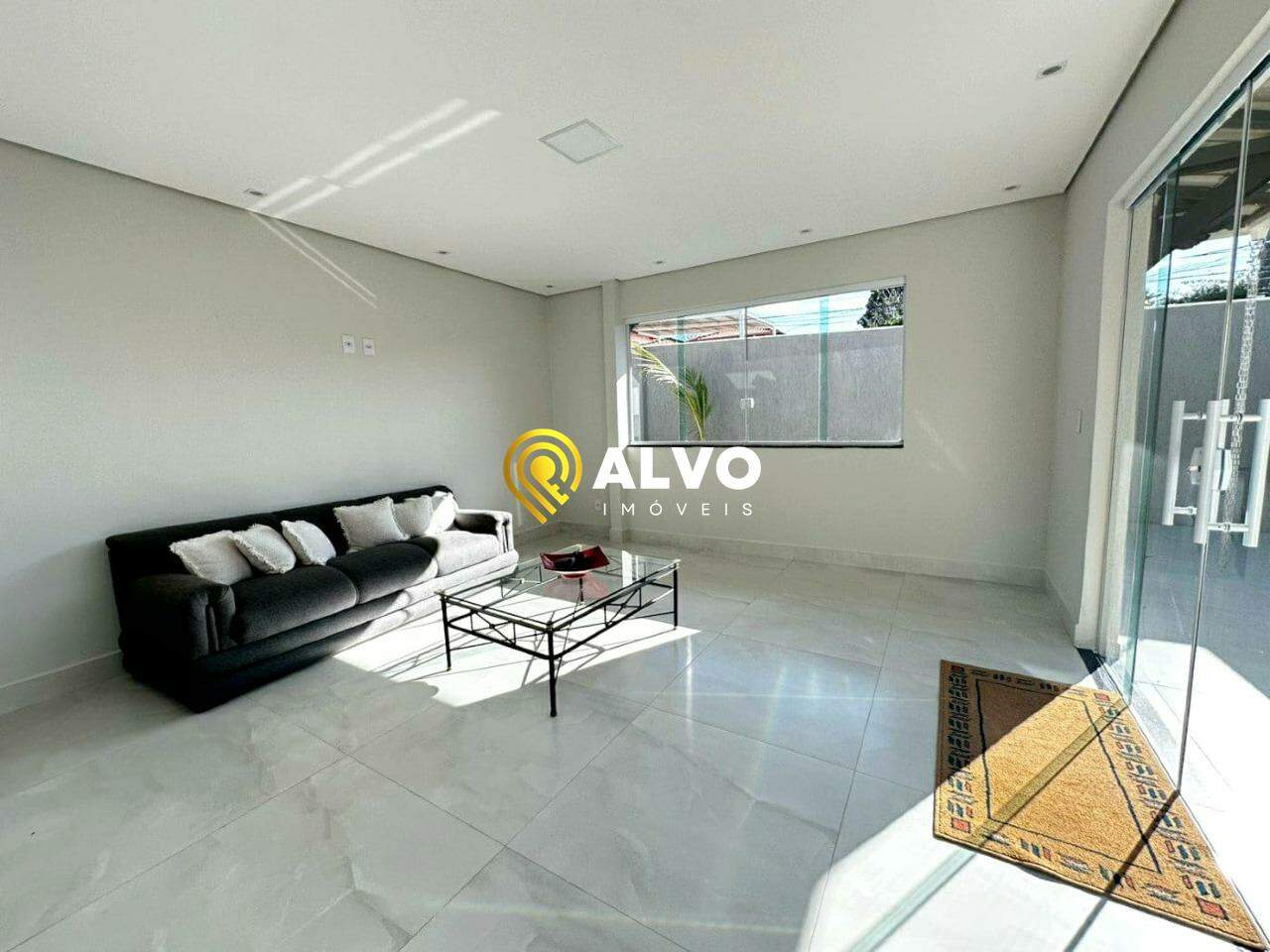 Casa à venda no Jardim Ipê: 