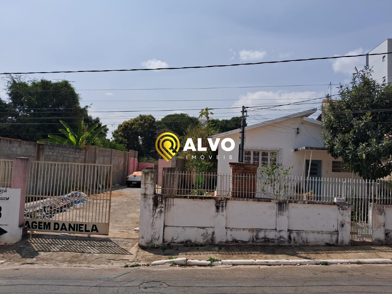 Casa à venda no Centro: 