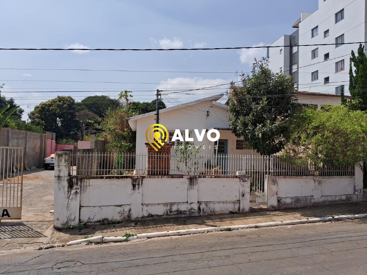 Casa à venda no Centro: 