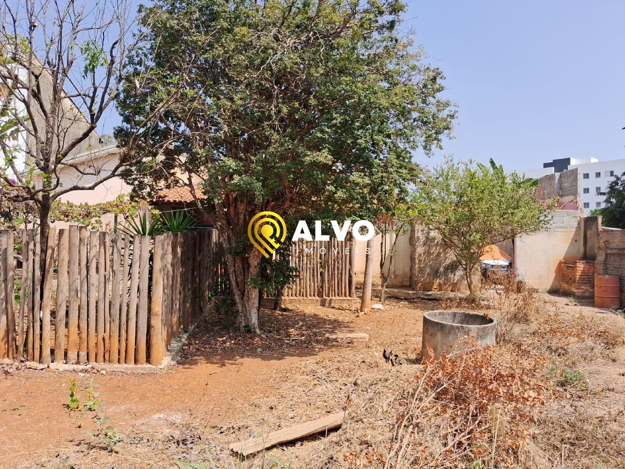 Casa à venda no Centro: 