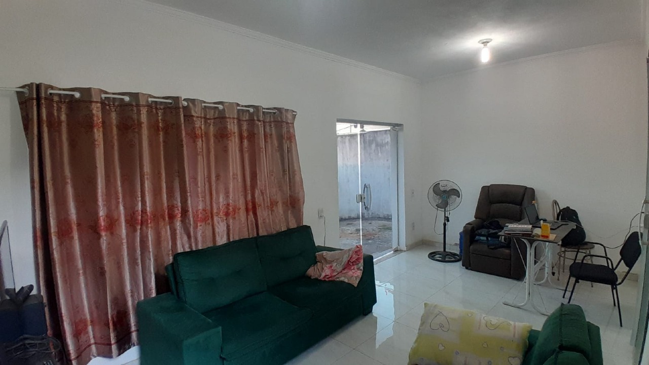 Casa para aluguel no Jardim Santa Helena: 