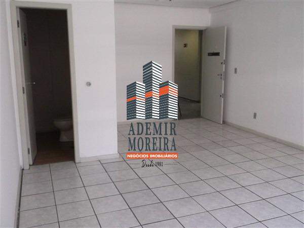 CONJUNTO DE SALAS para aluguel no Centro: 