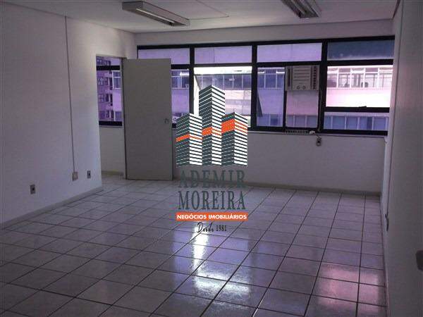 CONJUNTO DE SALAS para aluguel no Centro: 