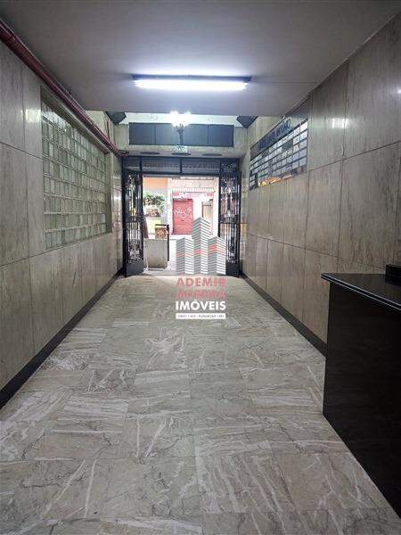 SALA para aluguel no Centro: 