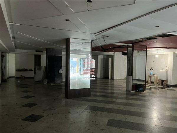 PRÉDIO COMERCIAL para aluguel no Lourdes: 
