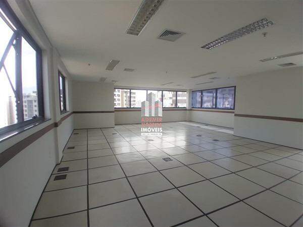 PRÉDIO COMERCIAL para aluguel no Centro: 