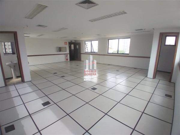 PRÉDIO COMERCIAL para aluguel no Centro: 