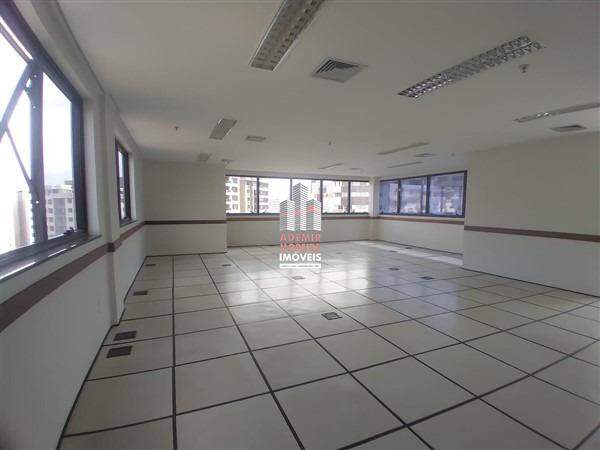 PRÉDIO COMERCIAL para aluguel no Centro: 
