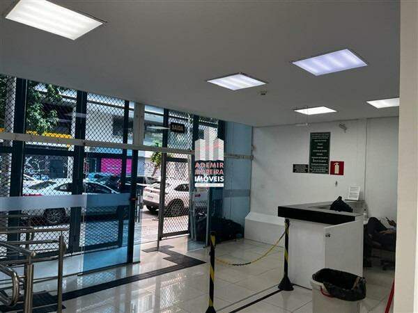 PRÉDIO COMERCIAL para aluguel no Centro: 