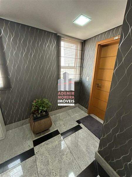 APARTAMENTO à venda no Carmo: 
