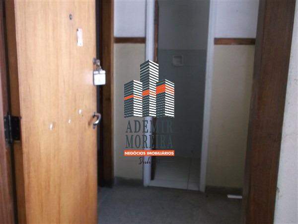 SALA para aluguel no Centro: 