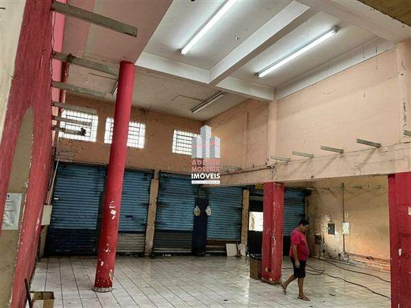 CONJUNTO DE LOJAS para aluguel no Centro: 
