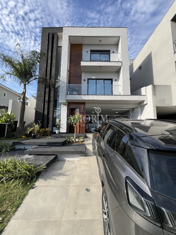 Casa em Condomínio Suru Santana de Parnaíba 