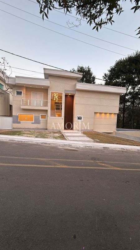 Casa em Condomínio Suru Santana de Parnaíba 