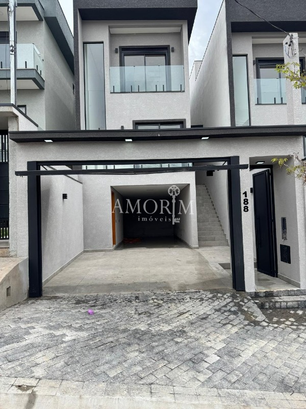 Casa em Condomínio À Venda Com 3 Quartos 1 Suíte e 3 Vagas em Santana de Parnaíba/Sp