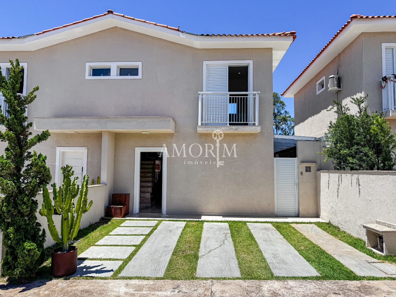 Casa em Condomínio À Venda NO Portal dos Ipês Com 3 Quartos 1 Suíte Piscina e 2 Vagas em Cajamar/Sp