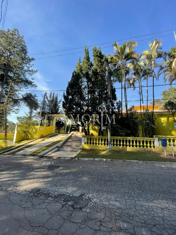 Casa em Condomínio Alpes dos Araçás (Jordanésia) Cajamar 