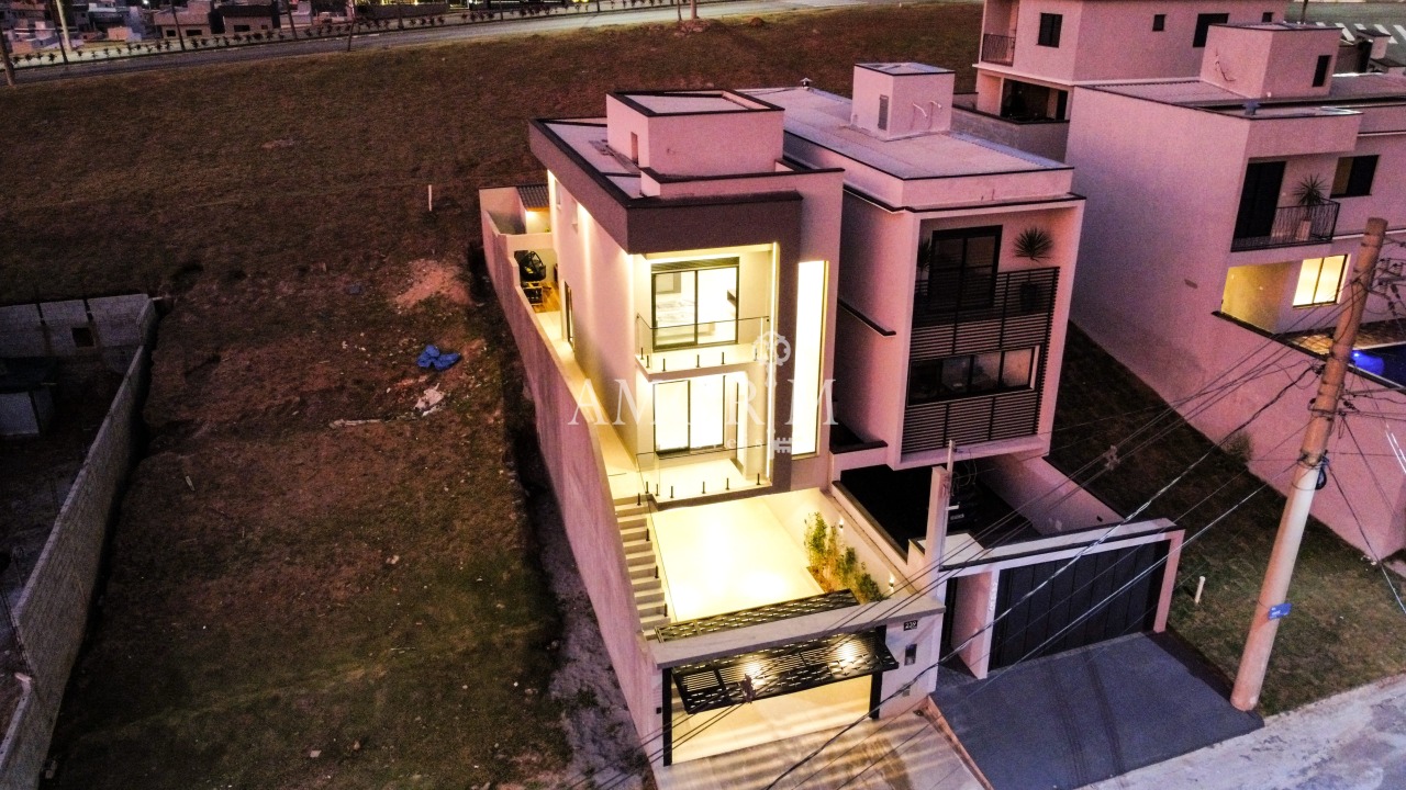 Casa em Condomínio Villas do Jaguari Santana de Parnaíba 