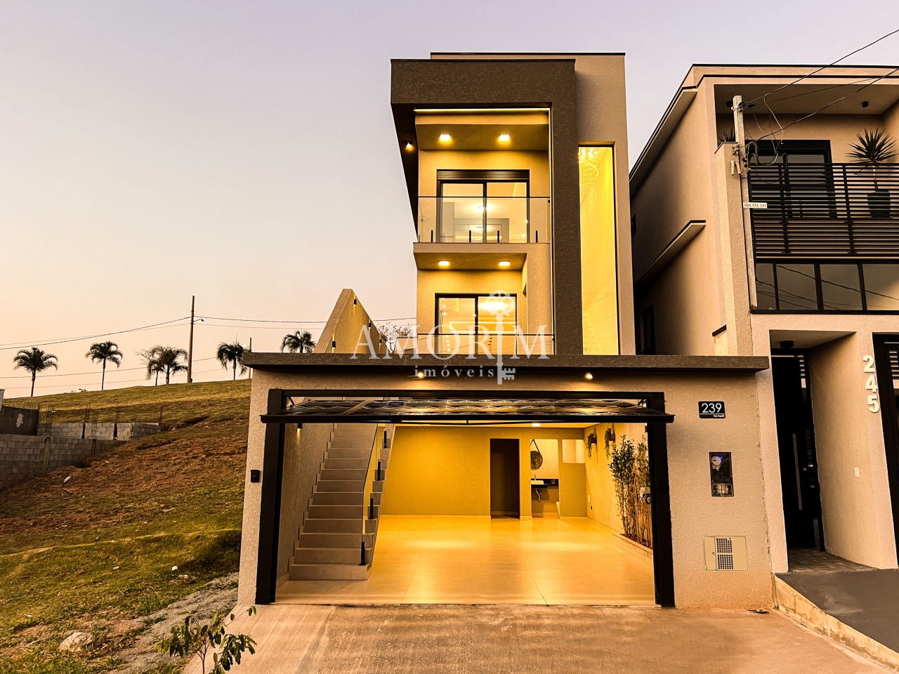 Casa em Condomínio Fechado Com 2 Suítes - Nova Jaguari