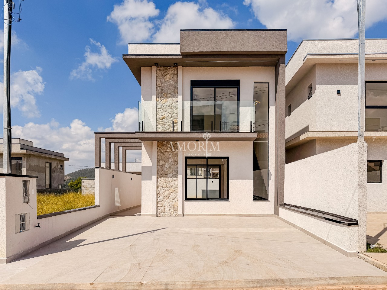 Casa em Condomínio À Venda Com 3 Quartos 1 Suíte e 2 Vagas em Cajamar/Sp