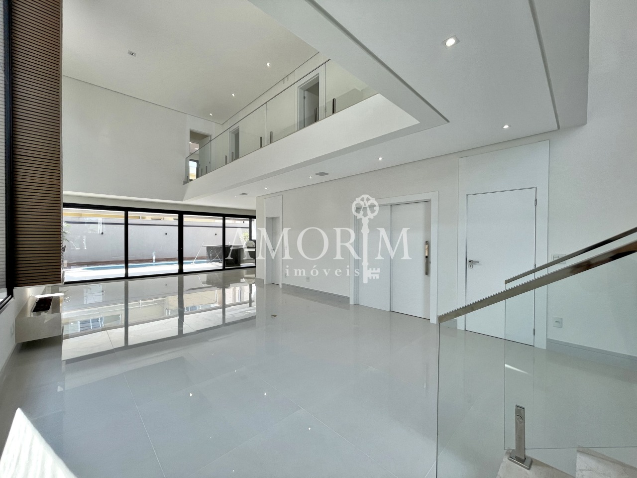 Casa em Condomínio Dezoito do Forte Empresarial/Alphaville. Barueri 