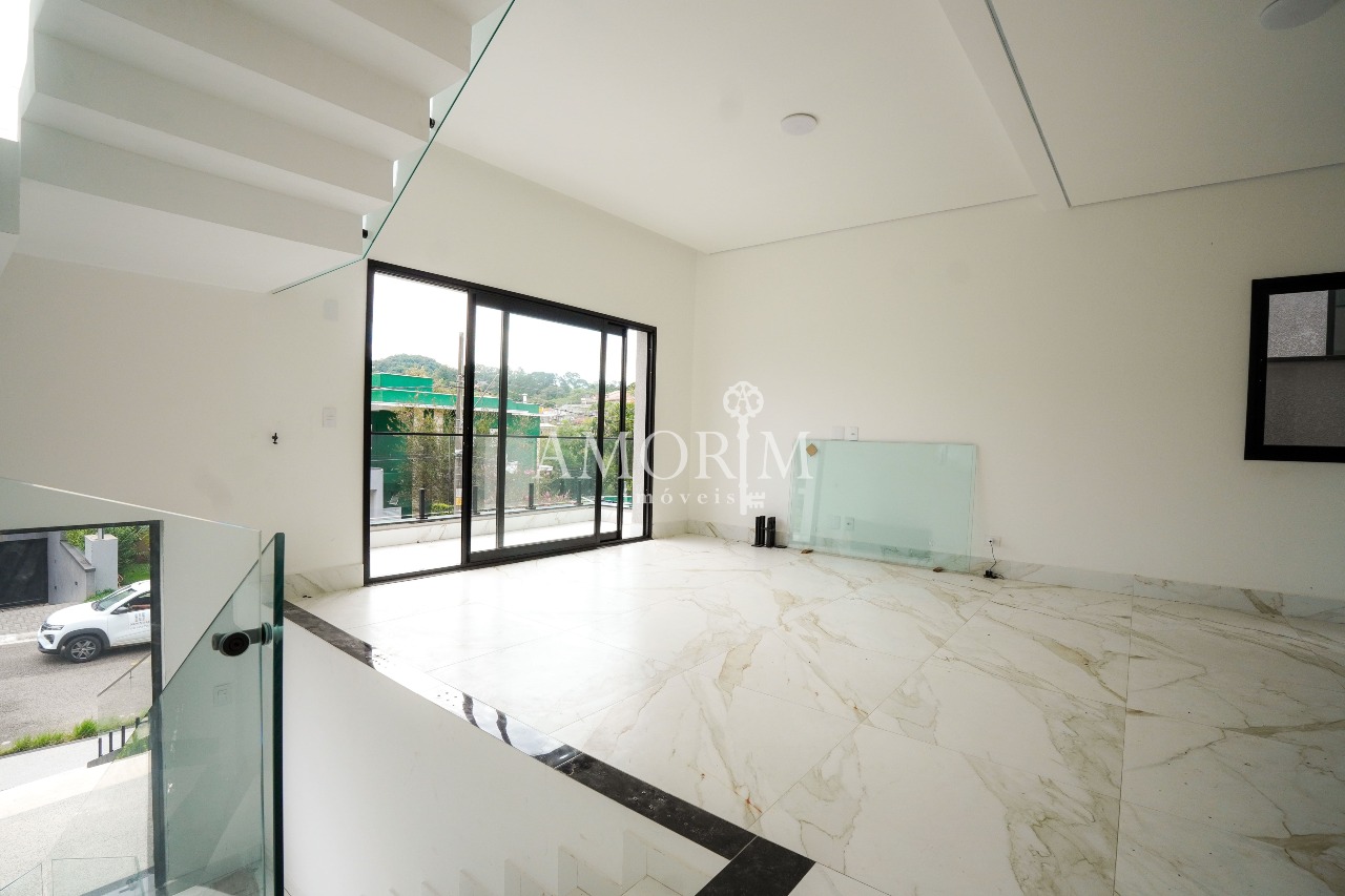 Casa em Condomínio Suru Santana de Parnaíba 